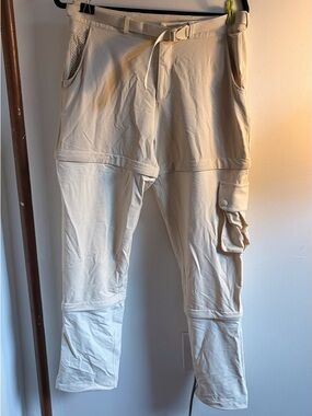 Outdoor Voices Rectrek Zip-Off Pant
Linen/Vanilla/Sugar